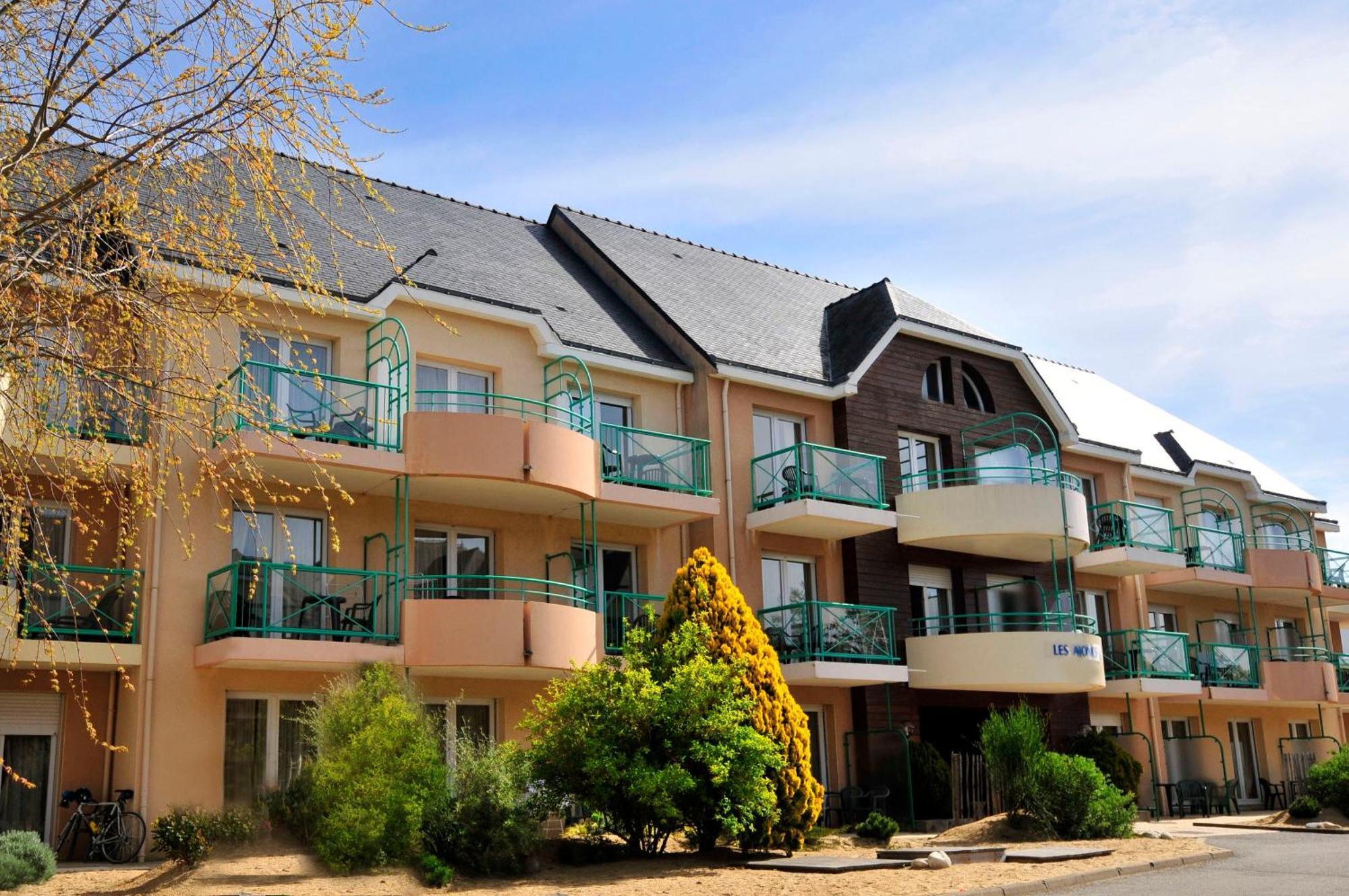 Azureva Pornichet Baie de La Baule Hotel Exterior foto